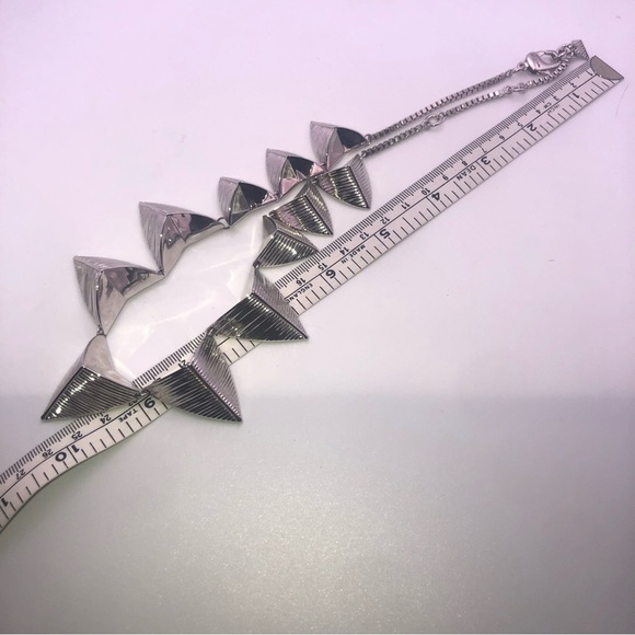 90s St John Collection Silver Tone Geometric Textured Statement Necklace 20” - Picture 7 of 7